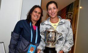 Garbine ritrova il sorriso e rilancia. Grazie all’amica Conchita