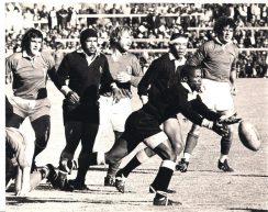 “Non puoi fidarti di gente così – storia della nazionale di rugby che sfidò l’apartheid”