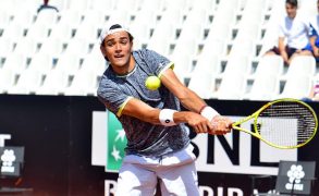 Berrettini perde netto ma convince. Nuovi tennisti italiani crescono: educati, seri, intelligenti e umili. Con la mano di Santopadre…