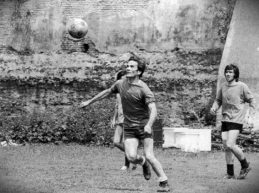 Pier Paolo Pasolini: il poeta con gli scarpini