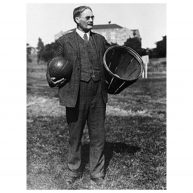 6 novembre 1861: nasce James Naismith, padre del basket