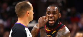 LeBron James lancia un avvertimento al basket americano e a Donald Trump