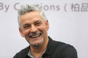 Baggio, “Divino” per sempre: il suo fanclub in Cina regala 23 mila mascherine all’Italia!