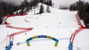 Cortina abbraccia il mondo, ma senza la Goggia…