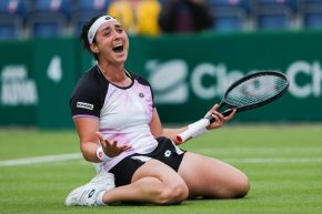 Jabeur non perde il sorriso: “sull’erba mi diverto, sogno Wimbledon”
