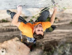 Arrampicata, Stefano Ghisolfi inizia il 2022 da numero 1 al mondo con la testa alle Olimpiadi