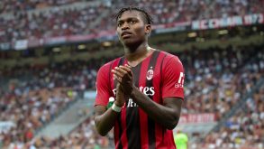 Vai in gol “bro”: Leao un po’ rapper, un po’ Henry… Ecco il talento naturale del Milan!