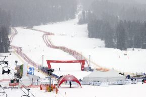Fiocchi di Ghiaccio – Il futuro dello sci alpino, fra calendari pluriennali e uniformità delle tute