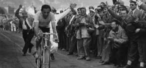 Giro in Testa – L’Airone in mezzo alla tempesta: Coppi spalanca le ali in vista di Modena